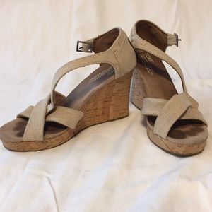 TOMS canvas wedges